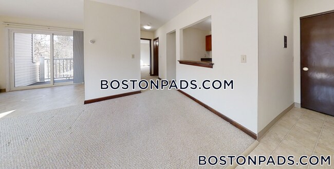 Building Photo - 382 Sunderland Rd