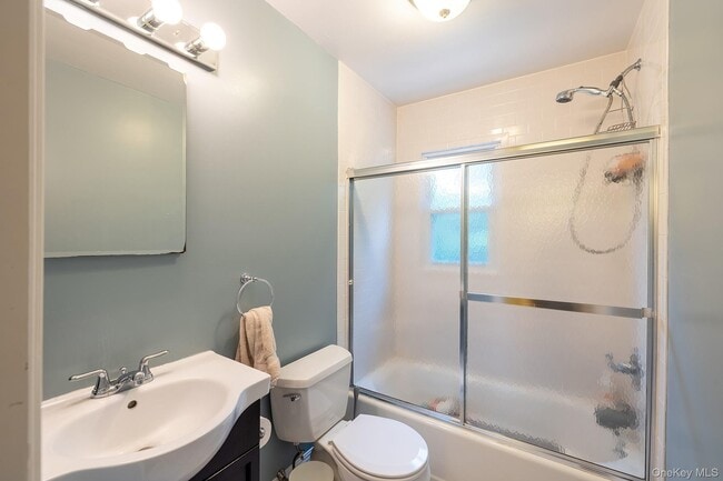 Building Photo - 11 Latonia Rd