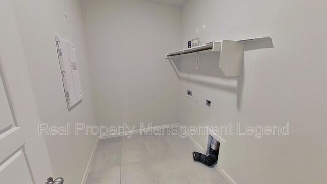 Building Photo - 442 Diamond Creek Dr