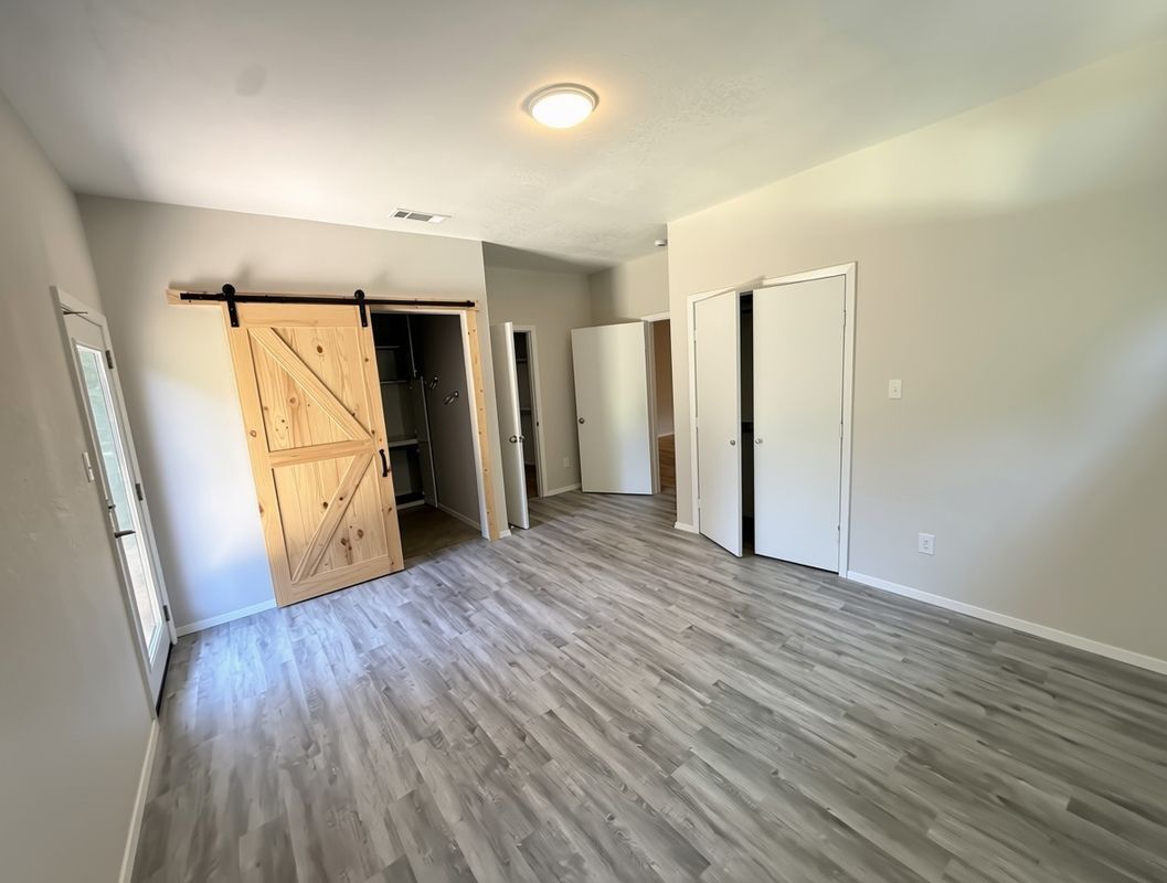 Building Photo - 221 San Angelo Ave