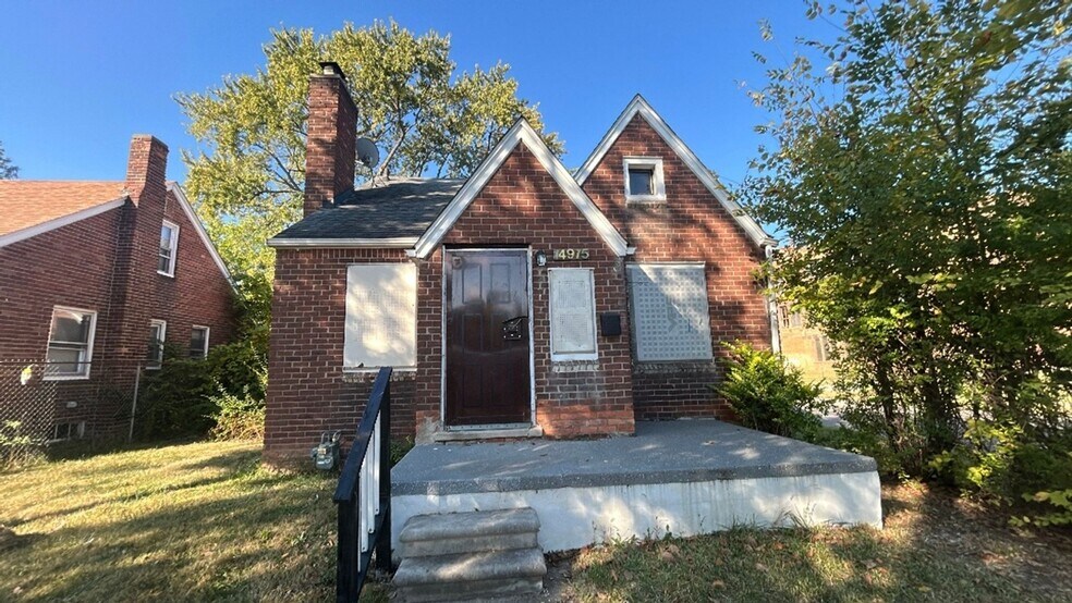 Primary Photo - 14975 Hubbell Ave