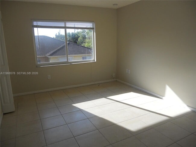 Building Photo - 22 SW 14th Terrace