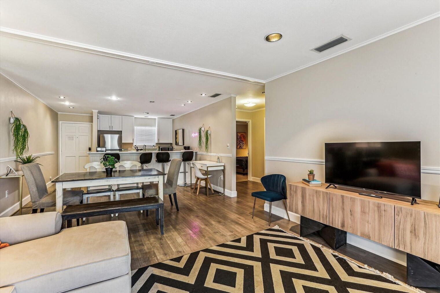 Building Photo - 405 Flagler Blvd