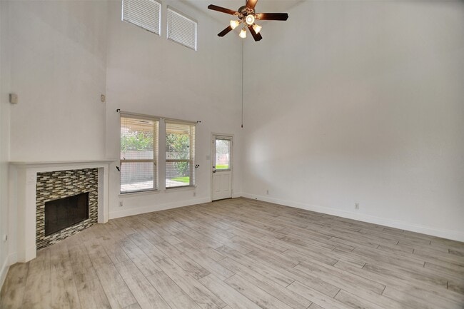 Building Photo - 20831 Brodie Ln