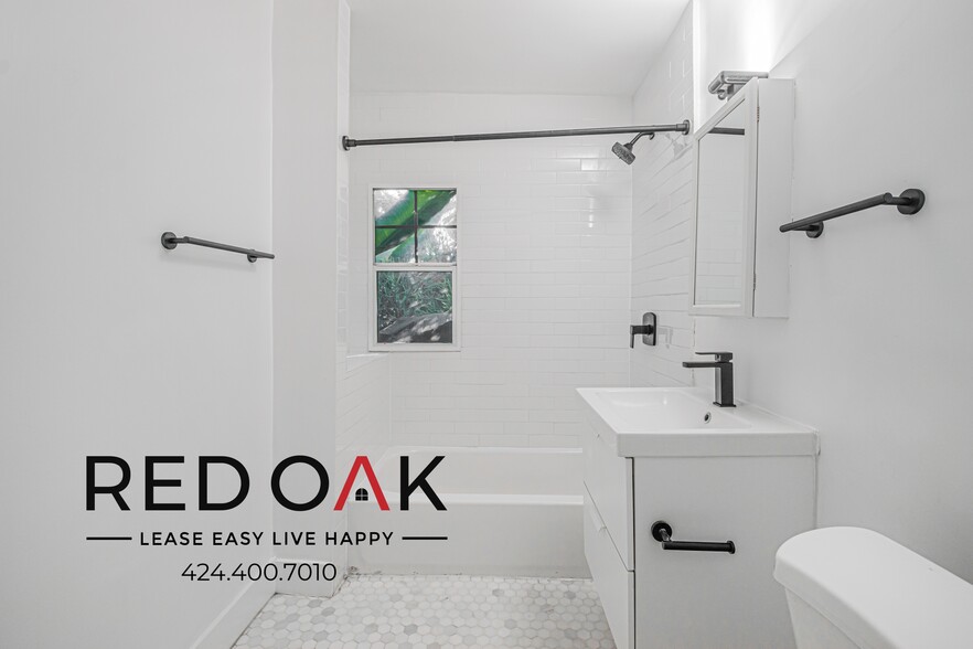 Building Photo - 1861.5 Cordova St