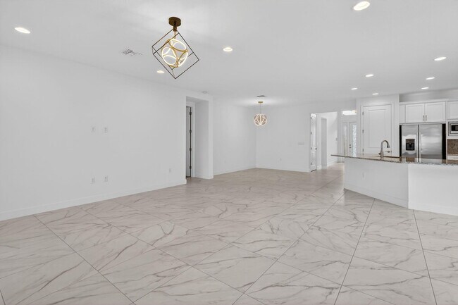 Building Photo - 11765 SW Poseidon Way