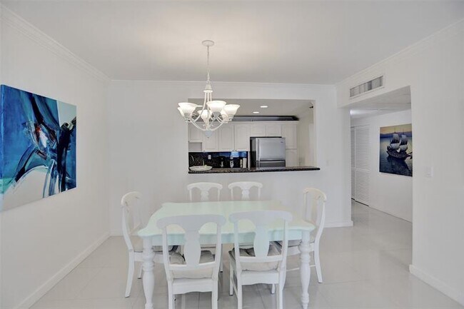 Building Photo - 19390 Collins Ave