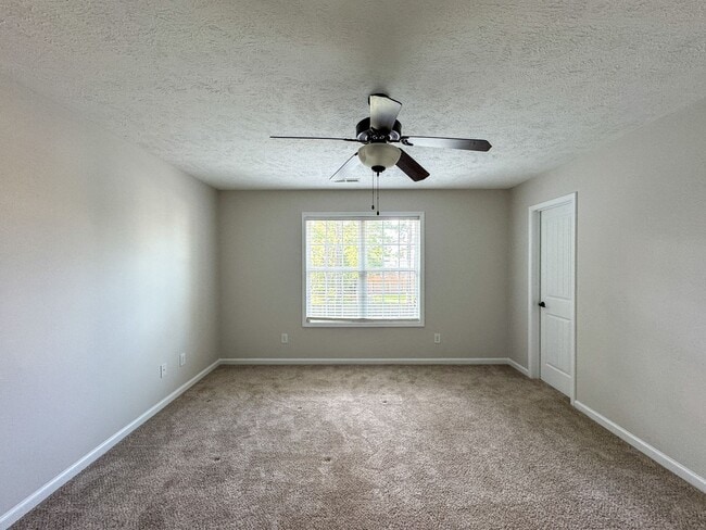 Building Photo - 2423 Kimbolton Drive