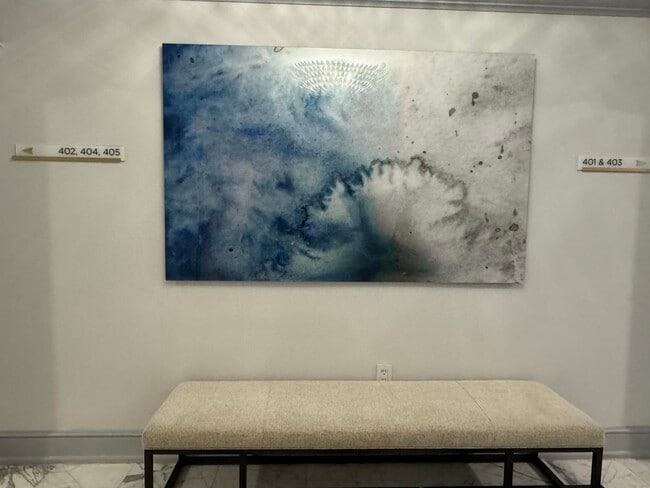 Building Photo - 550 SE Mizner Blvd