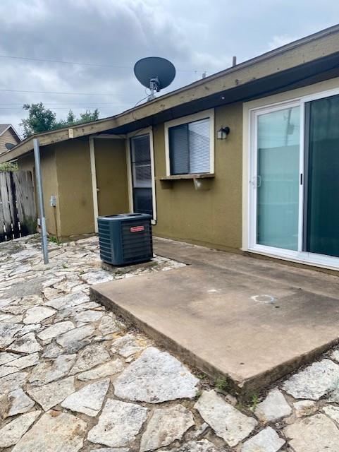 Building Photo - 3001 Parker Ln