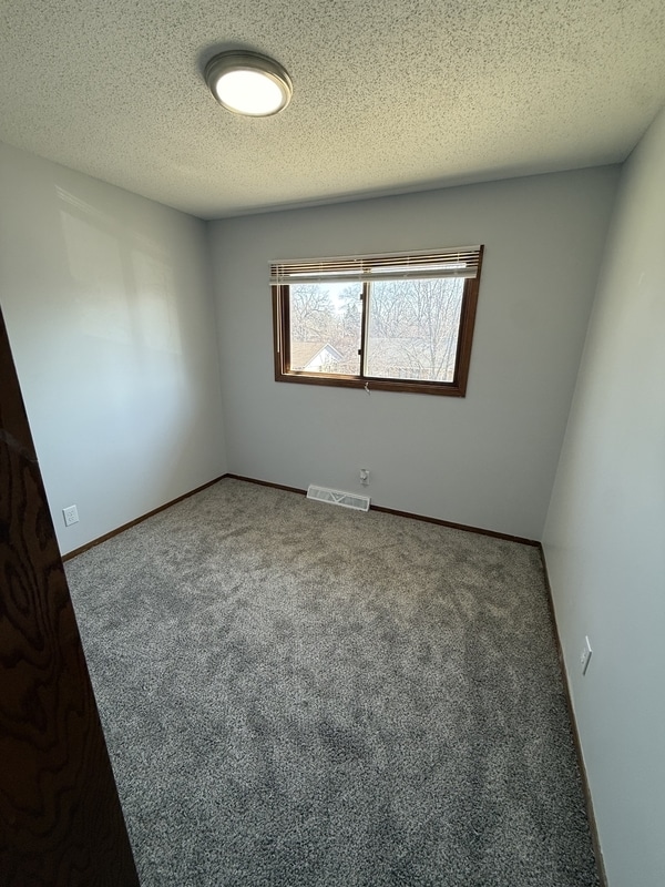Building Photo - 509 Sunnyside Ln