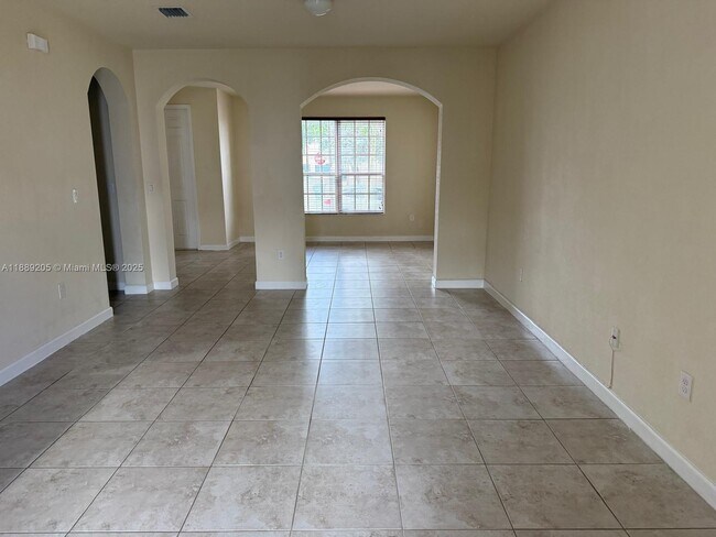 Building Photo - 17173 SW 94th St