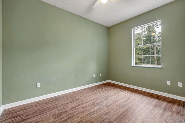 Building Photo - 1652 Corey Wood Cir