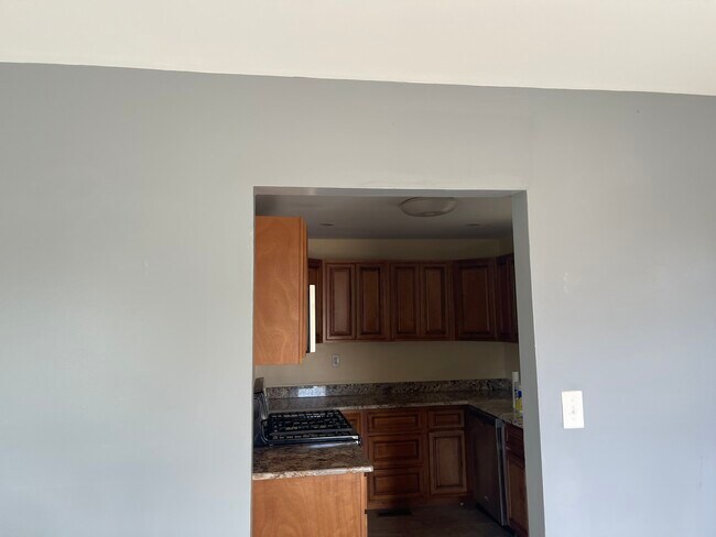 Building Photo - 1280 Lehman Ave