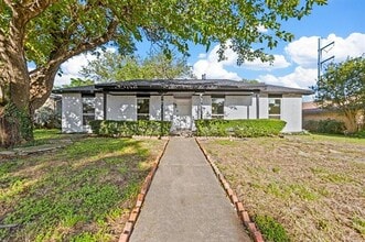 Building Photo - 11919 Bushmills Rd