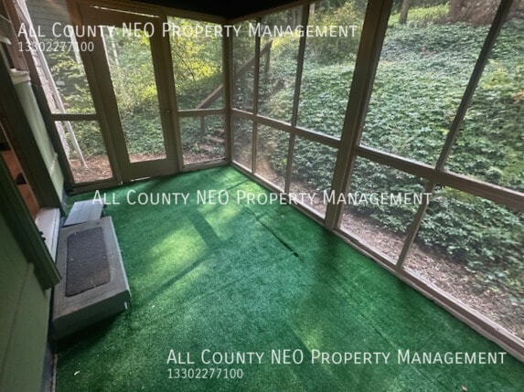 Building Photo - 700 Lafayette Dr