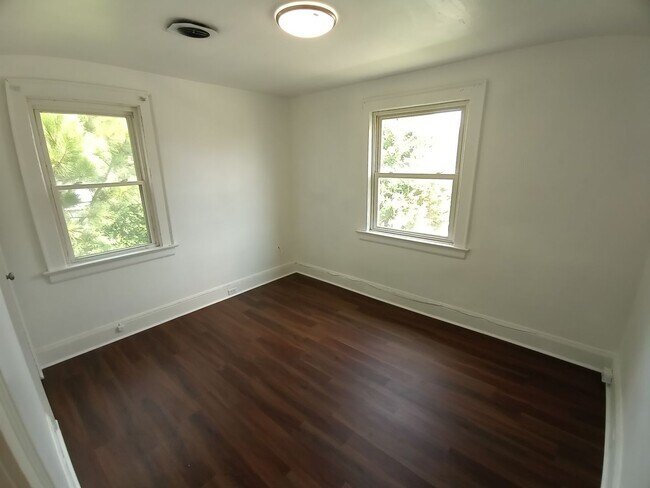 Building Photo - 2717 Marlboro Ave