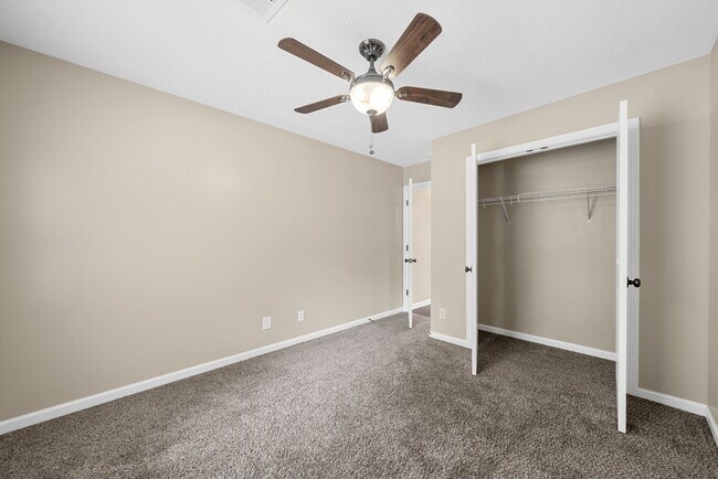 Building Photo - 1227 Brigade Dr