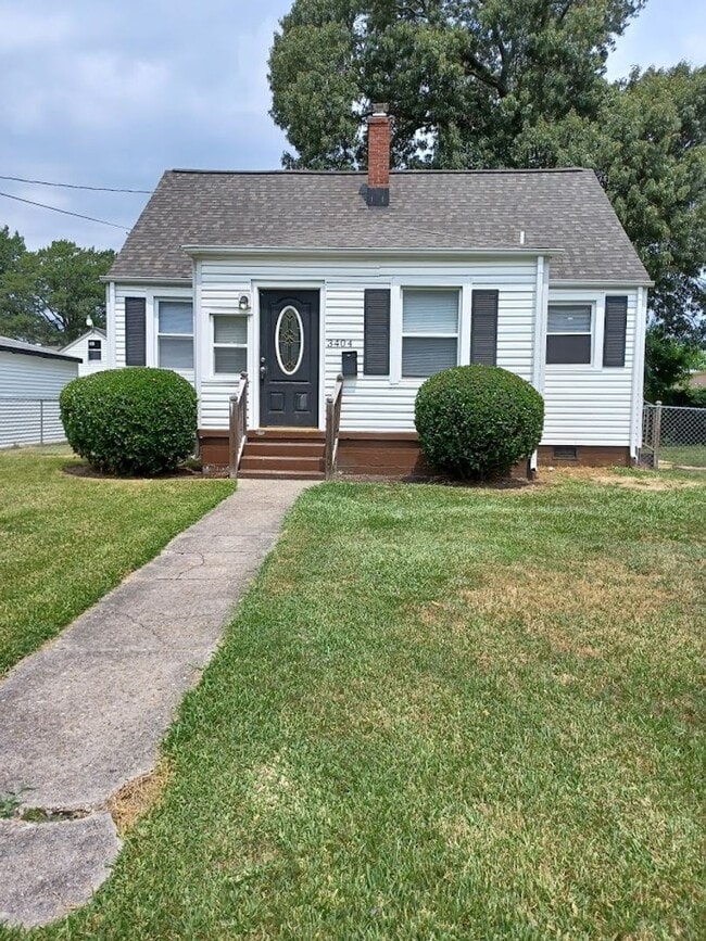 Primary Photo - 4 BR single family home