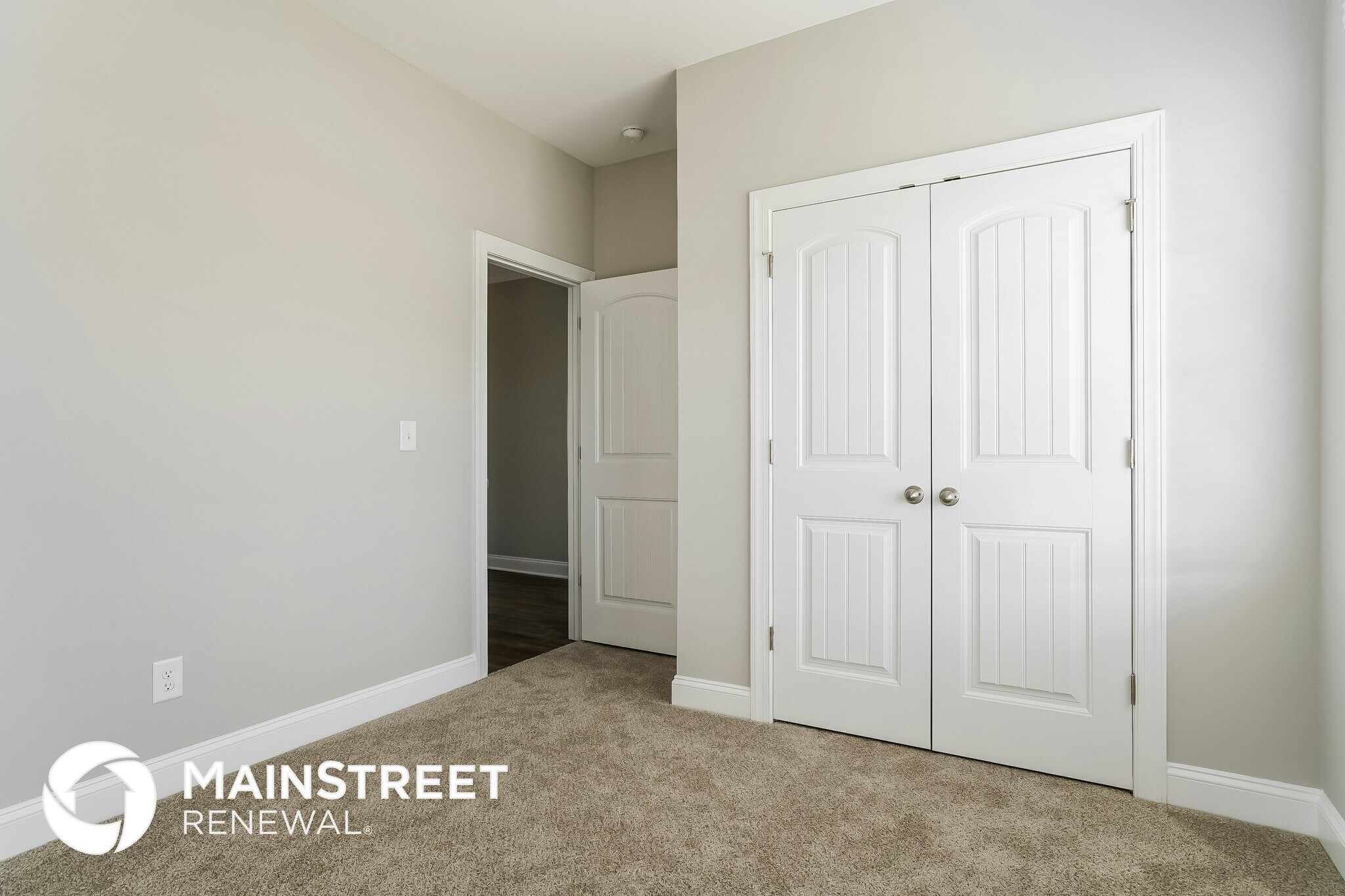 Building Photo - 400 Legacy Dr