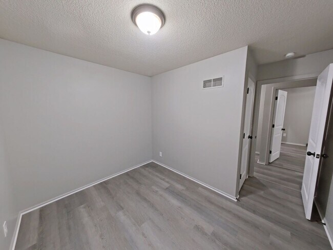 Building Photo - Spacious 3-Bedroom Home with Garage, Finished Basement & Fenced Yard