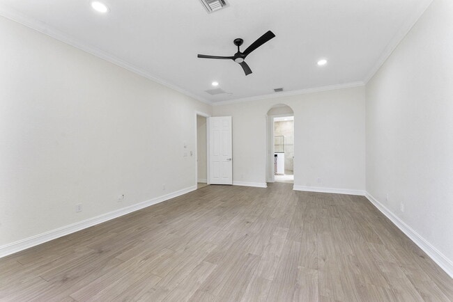 Building Photo - 12945 Pennell Pines Rd