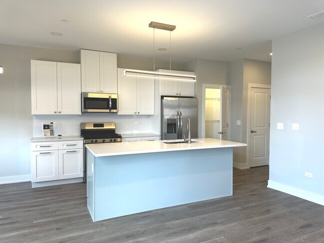 Building Photo - 28331 Torch Pkwy