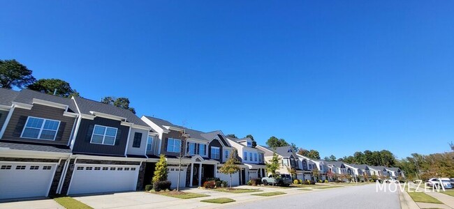 Building Photo - 541 Barneswyck Dr