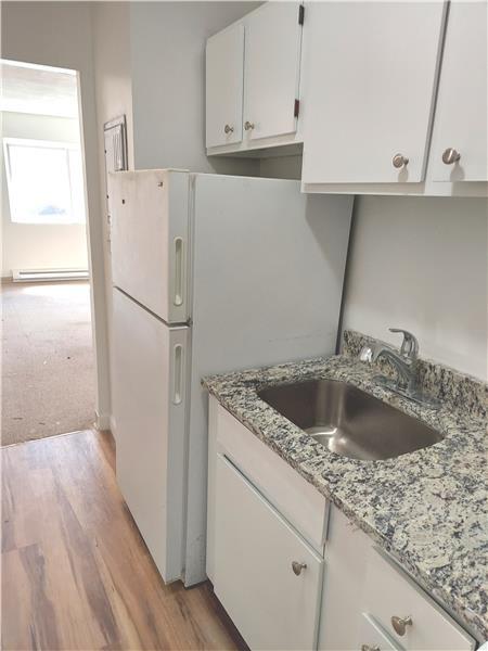 Building Photo - 25 Brooks Ave