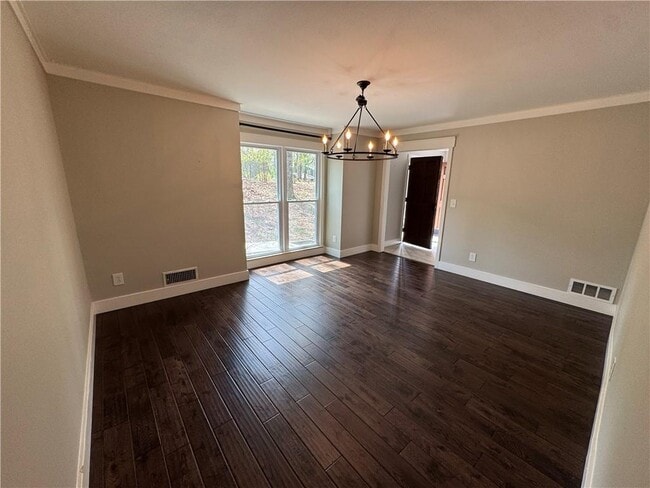 Building Photo - 2110 Six Branches Dr