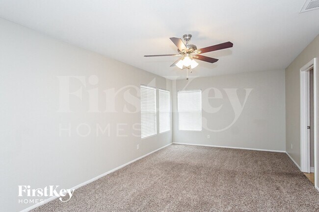 Building Photo - 4904 Naff Ridge Dr