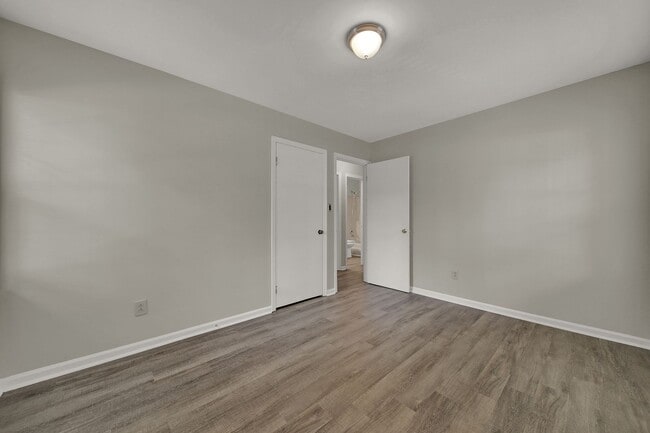 Building Photo - Wonderful Home Near Downtown Matthews!