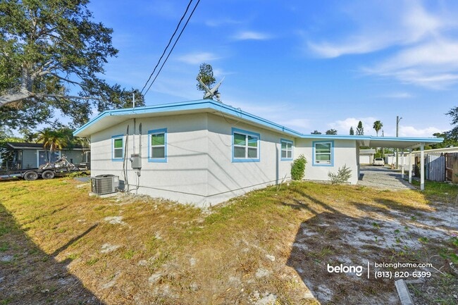 Building Photo - 3128 Bay St