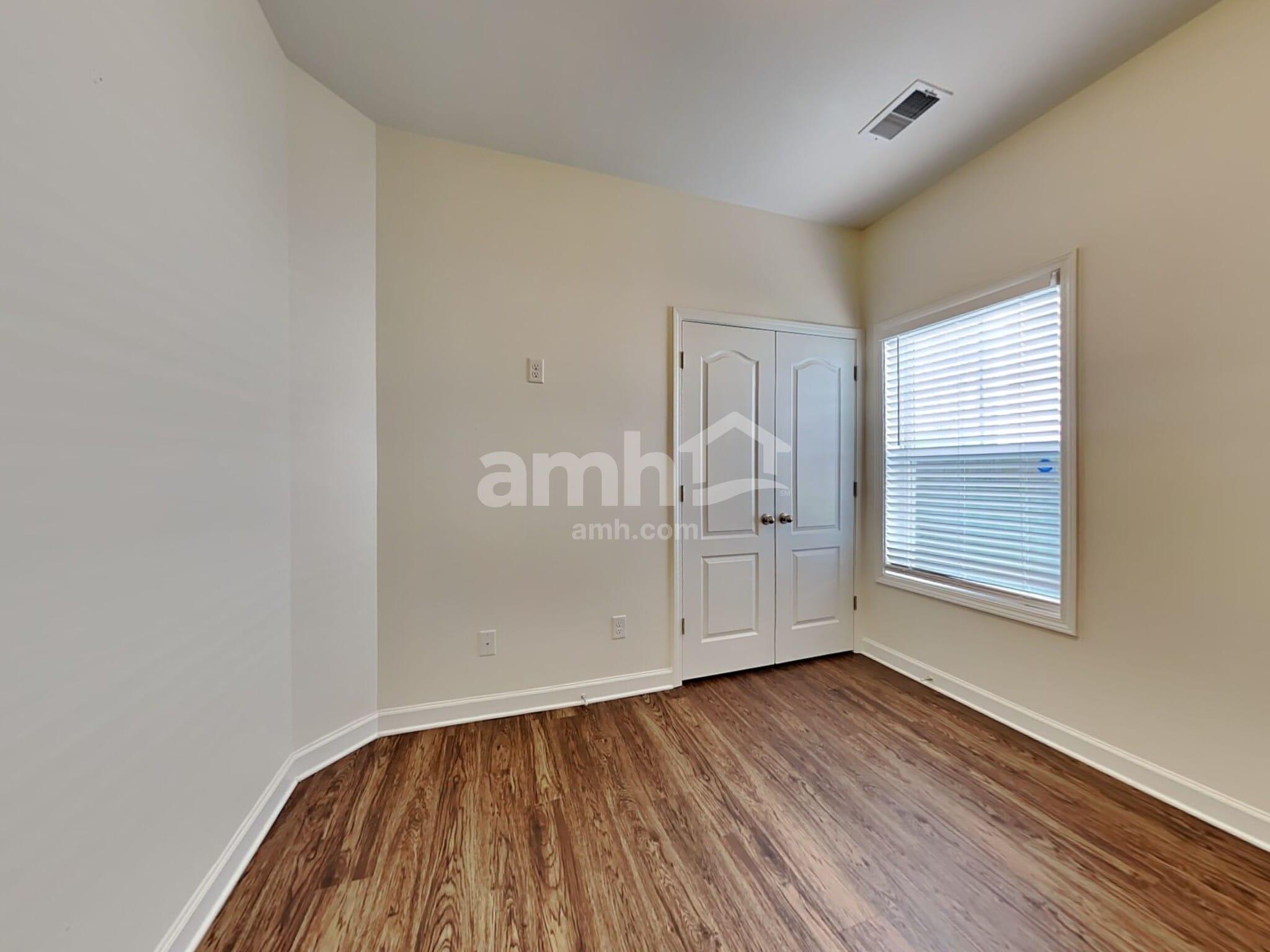 Building Photo - 449 Brookgreen Dr