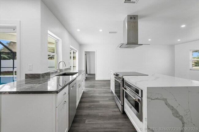 Building Photo - 1650 NW 9th St