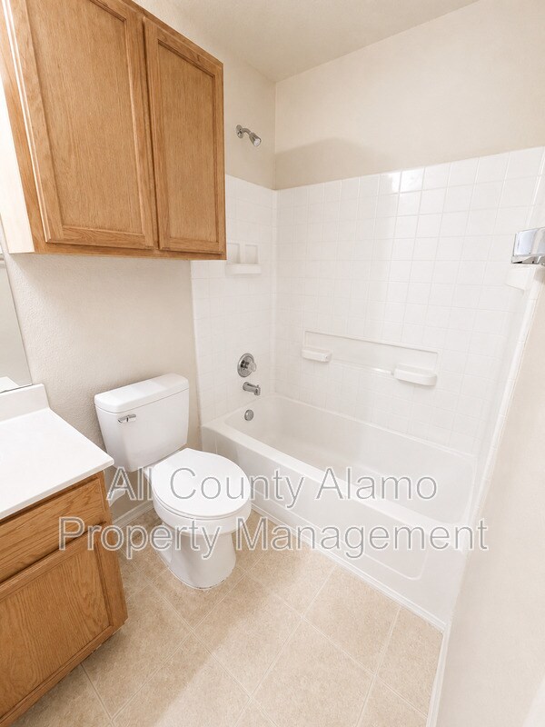 Building Photo - 4919 Celtic Cor