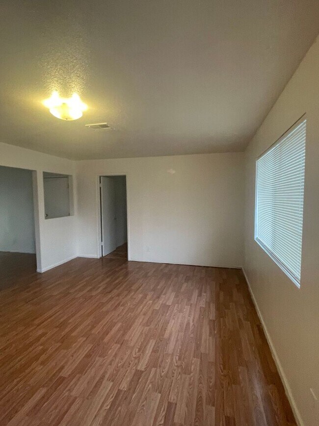 Building Photo - 7329 N San Pablo Ave