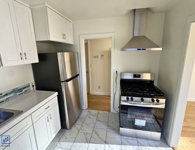 Building Photo - Woodlawn