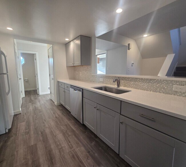 Building Photo - Desirable South Whitehall Township Townhome