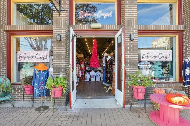 Building Photo - 300 San Gabriel Village Blvd