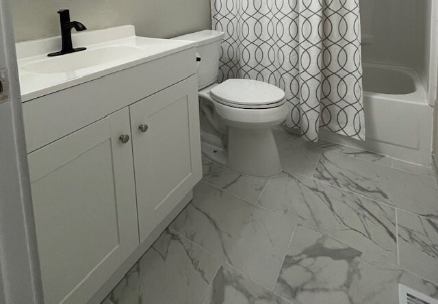 Building Photo - 14210 Beverly Park Rd