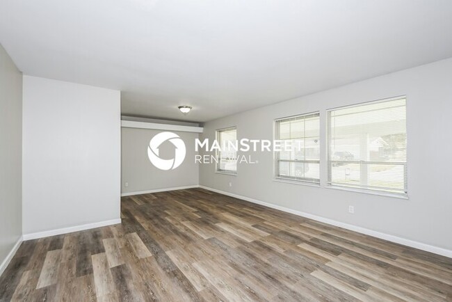 Building Photo - 11058 Perham Dr