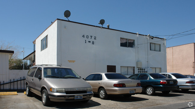 Primary Photo - 4072 Silver Dollar Ave