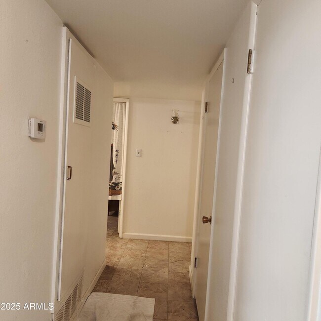 Building Photo - 12665 N Augusta Dr