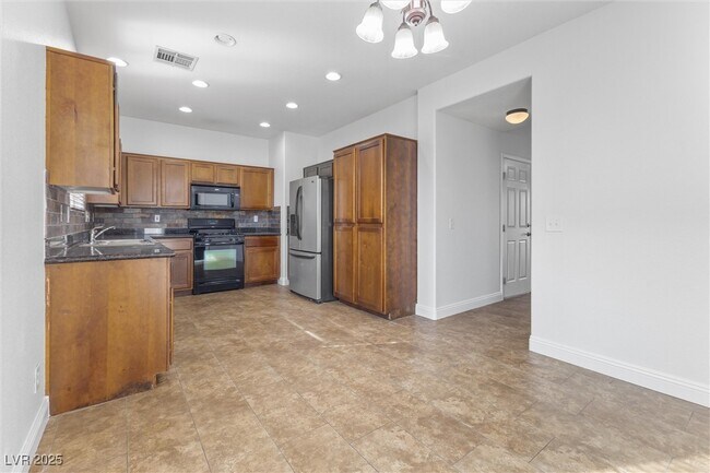 Building Photo - 8124 Lake Geneva Ct