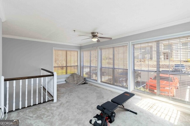 Building Photo - 2006 Riverview Dr