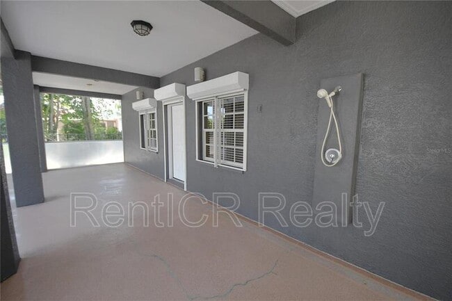 Building Photo - 116 Lorraine St