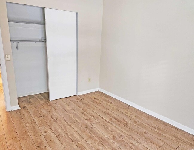 Building Photo - 435 Salt Marsh Cir