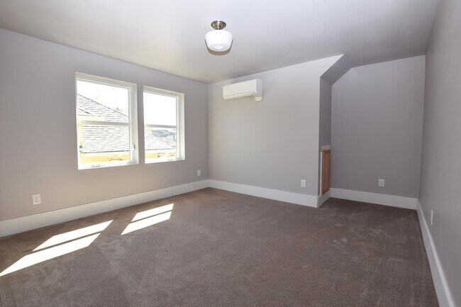 Building Photo - Morrison