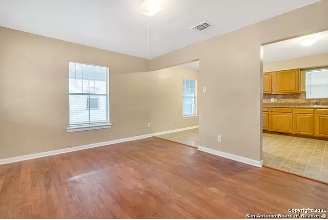 Building Photo - 215 Legion Dr W